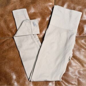 SET Active High Rise Seamless Grey Leggings Size Small